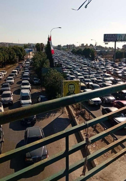 زحمة خانقة... هكذا بدا المشهد على طريق المطار!
